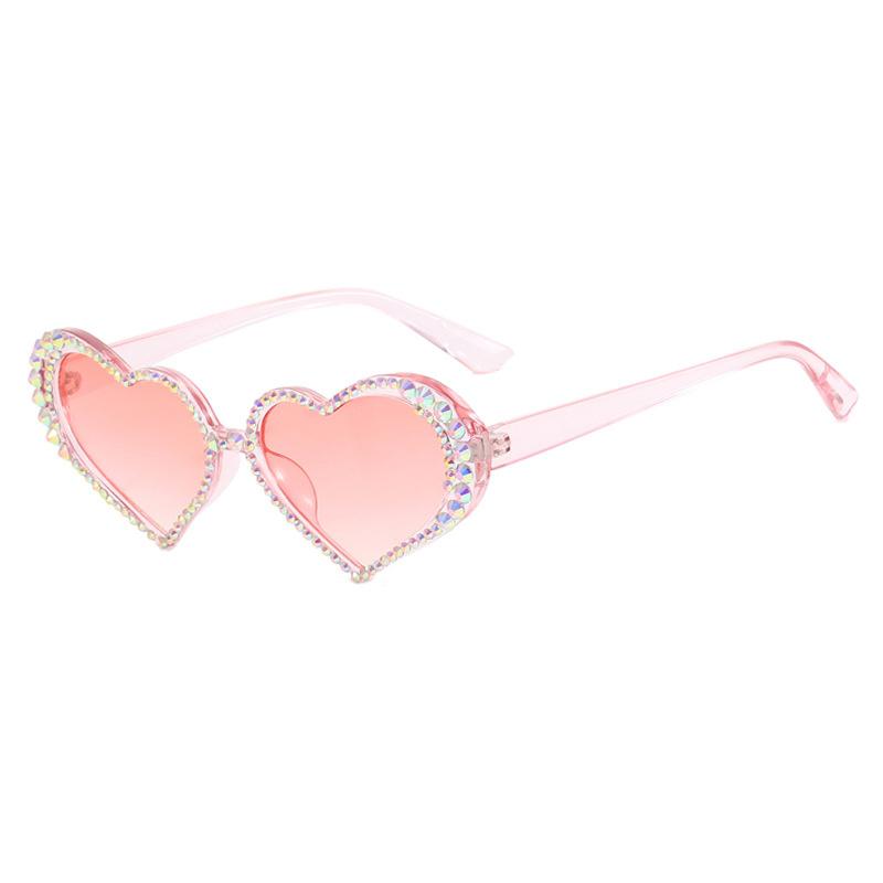 Love Heart Diamond Sunglasses for Women Brand Designer Style Latest Fashion Gradient Eyewear Rhinestone Cat Eye Shape Sun Eyeglasses UV400