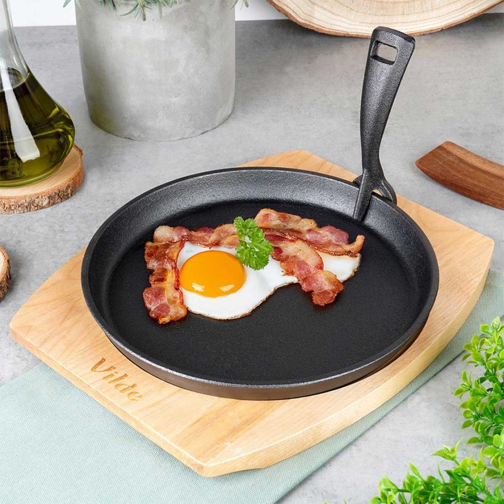 Cast Iron Frypan With Serving Board 199072 Cast Line