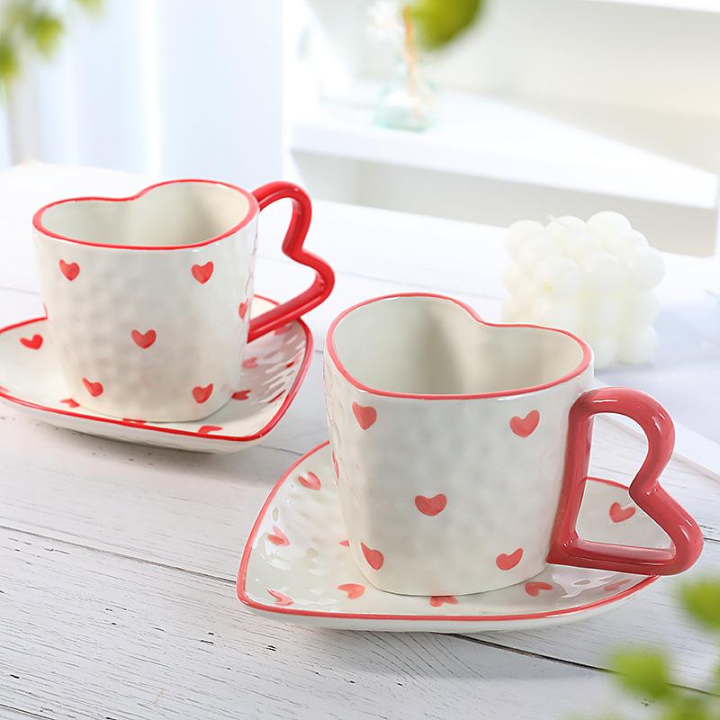 Creative 300ml Hearts Ceramic Coffee Mug Love Handle Couple Mug Afternoon Tea Dessert Tea Cup Drinkware Office Mug Home Decor