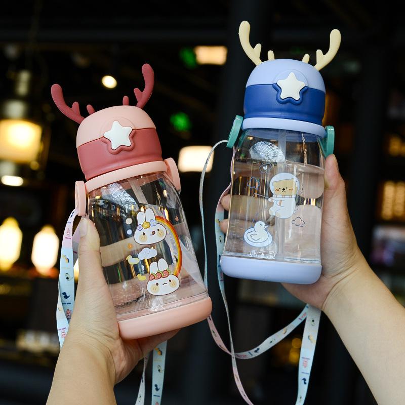 Children's Cartoon Antler Straw Cup - Portable Summer Outdoor Plastic Water Cup with Strap