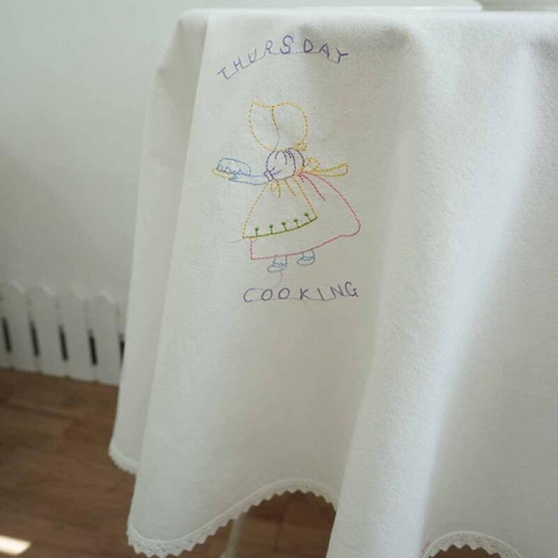 Girl s Day Embroidery Round Tablecloth/Tablecloth One color