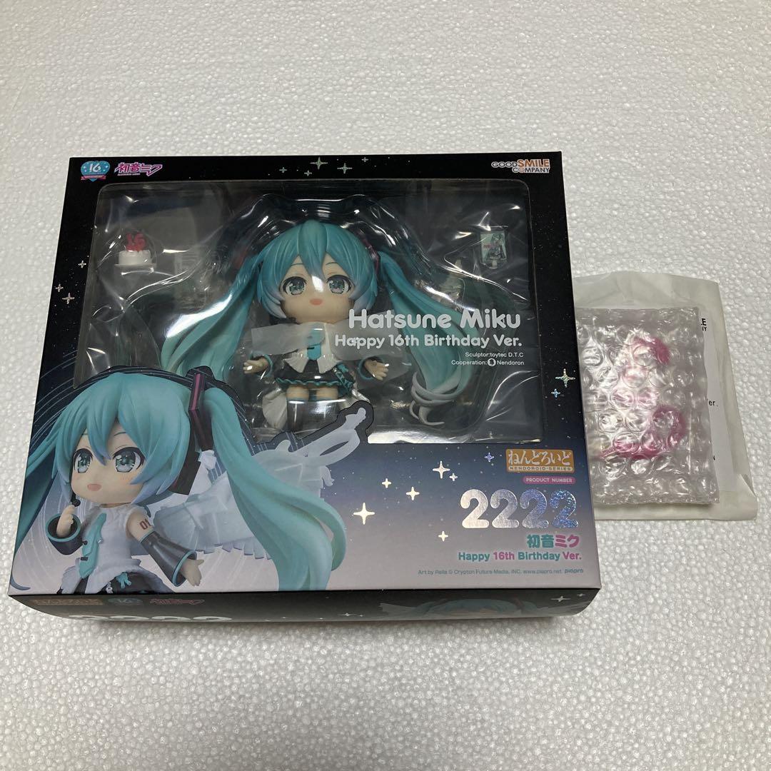 

[USED] Bonus Nendoroid Hatsune Miku Happy 16th Birthday Ver.