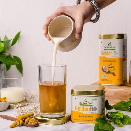 The Divine Foods Organic Golden Milk Latte, Natural Detox Drink DND, Haldi Milk, Antioxidant & Anti-Inflammatory High Curcumin, 28 Sachets, (125 Gm)