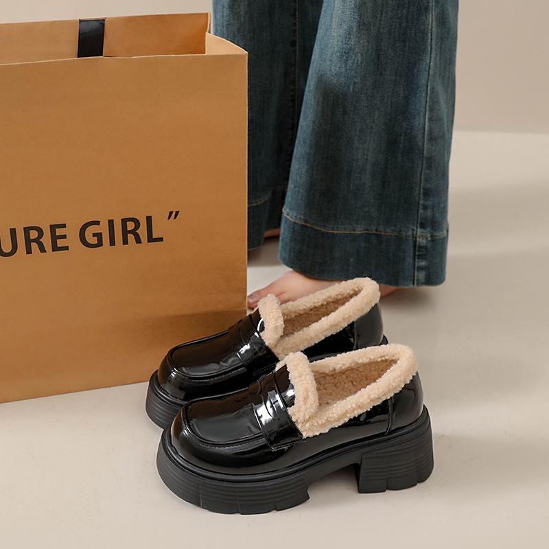 TUINANLE Winter New Plush Lined Loafers Women's Retro Chunky Platform Fluffy Leather Shoes Comfortable & Warm