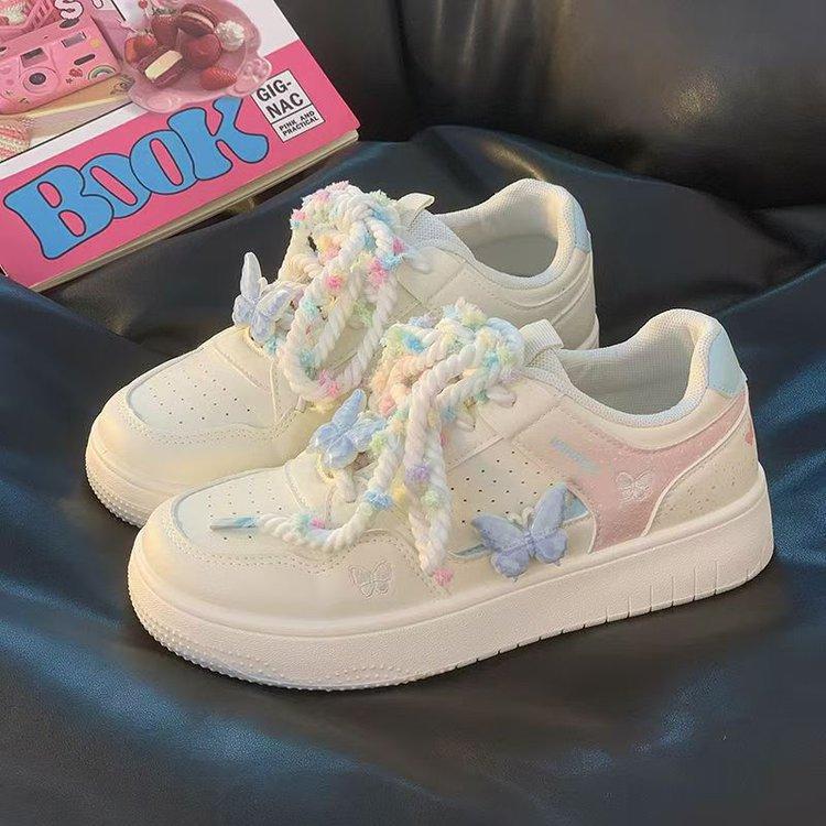 

Зимние бархатные теплые белые туфли на толстой подошве женские 2024 новые аксессуары бабочки универсальные повседневные туфли из хлопка 40