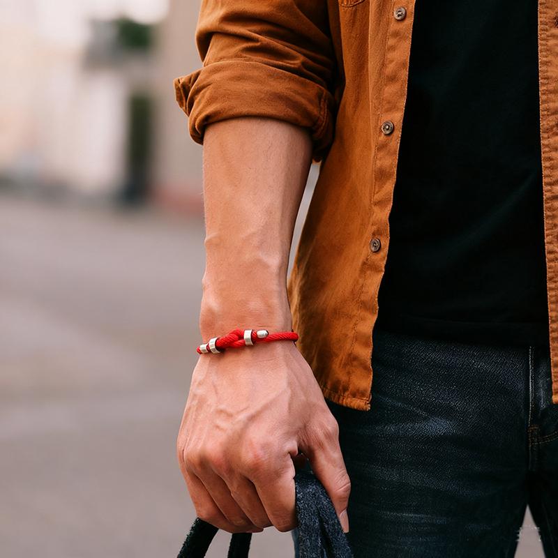 

Modern Men Bracelet With A Grade 4mm String Braslet Available In 8 Colors Stainless Steel Buckle No Fading And Deformation Joias красный