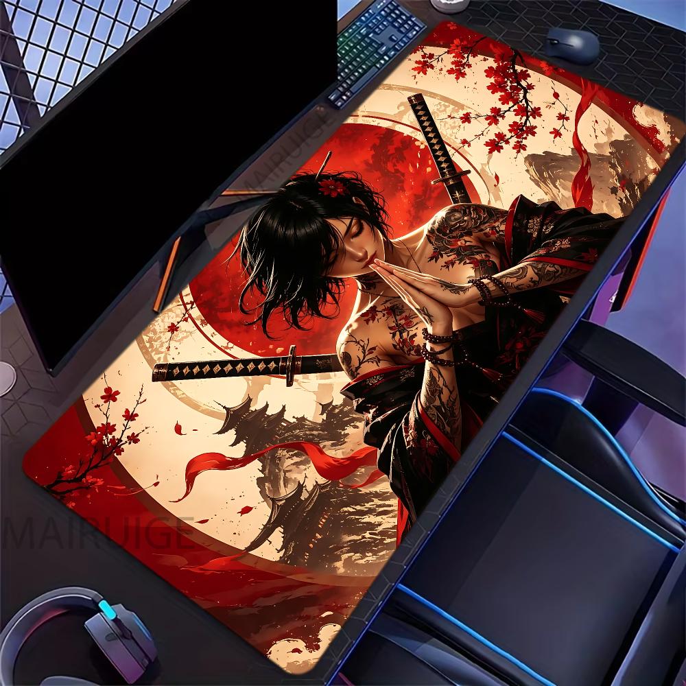 Tapis de Souris Fille Samouraï Japonaise Grand pour Ordinateur Bureau Jeu Table Tapis Caoutchouc Antidérapant Bords Cousus Tapis Clavier 90x40 XXL Tapis de Bureau