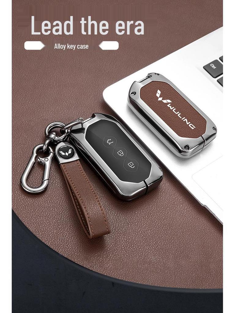 Wuling 2023 Capgemini Premium Key Case: Stylish Unisex Bag Buckle for Car