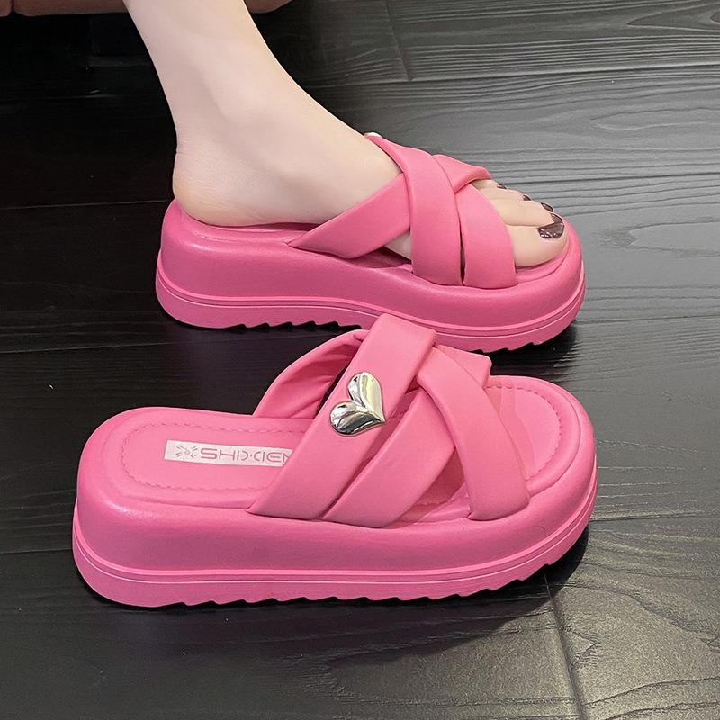 Summer New Platform Slippers Women Wear Cross Comfortable Beach Shoes Women Casual Cool Slippers Women