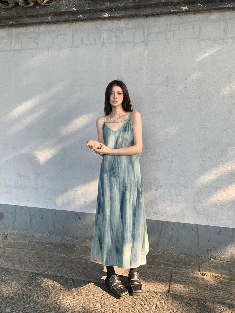 Smudge Blue Gradual Change Suspender Dress Summer Dopamine Wear Women's Summer V-neck Thin Mori Dress