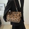 Nationalstil Einfache Große Damen Leoparden Tragetasche Damen Luxus Flauschige Schultertasche Kette Große Kapazität Pendler Henkeltasche