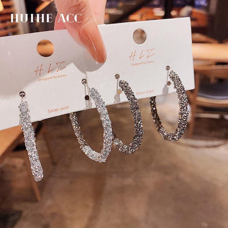 Silver Needle Personality Temperament Earrings European and American Trend Sense Exaggerated Earrings Design Earrings New Fashion Muse Fan Earrings