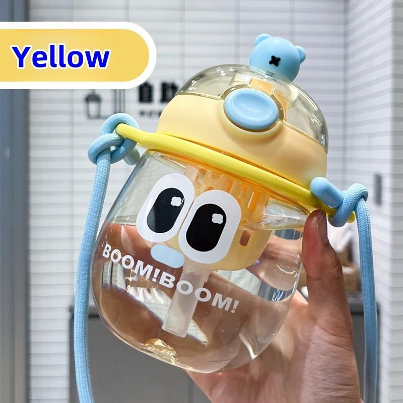 Roztomilý a zábavný dětský plastový kelímek na pití s velkýma očima, kelímek na pití, roztomilý kreslený studentský kelímek na vodu, dětský kelímek se slámkou