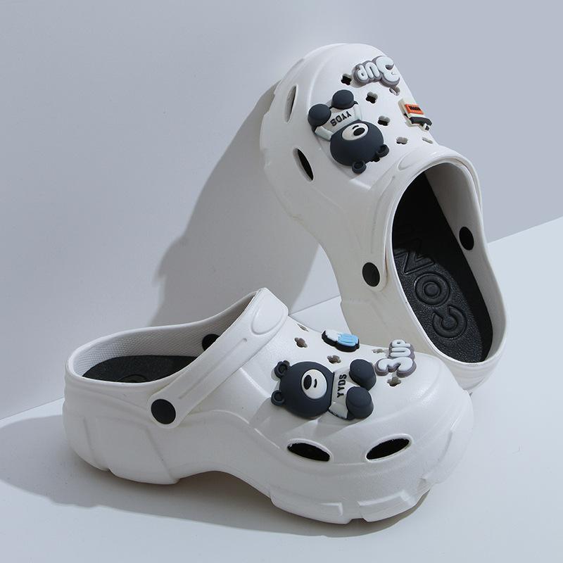 Women's high-heeled hole shoes, new summer models, thick-soled and breathable outer wear, two muffin and non-slip beach cool slippers.