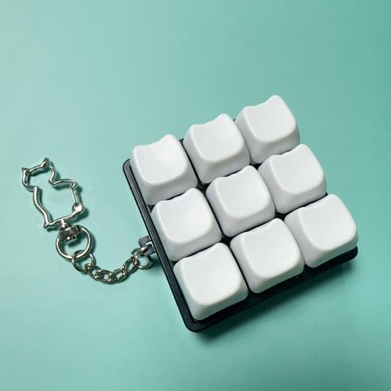 Cat Paw Fidget Keyboard Relief 9-Keys Clicker Keychain Office Keyboard Finger Toy Stress School Travel Decompression