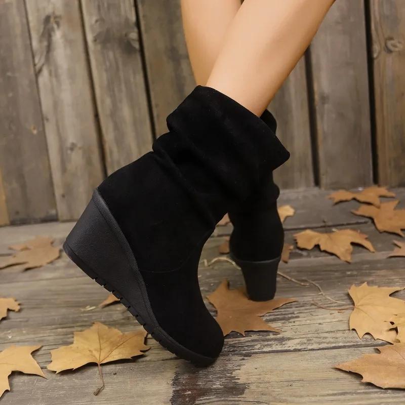 2025 New Women's Suede Fashion Boots Winter Thermal BootiesAnkle Boots Platform Shoes Casual Women's Mid Boots Wedge Heels
