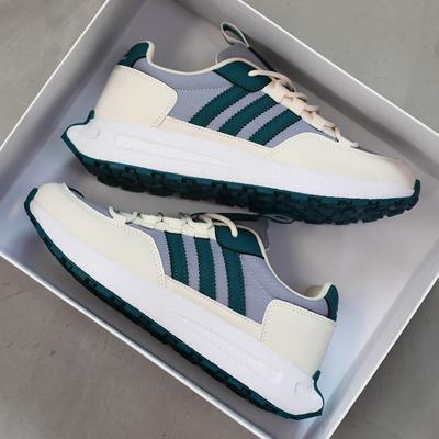Spring, Summer and Autumn Comfortable Breathable Running Shoes Sneakers