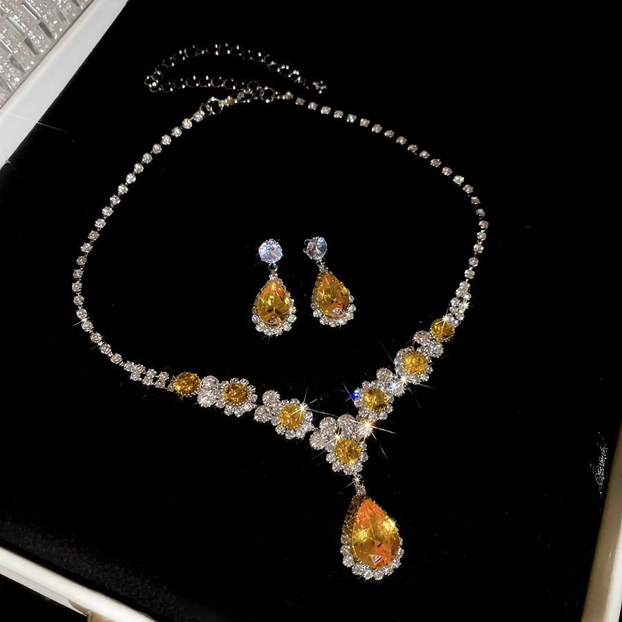 Court style diamond set, water drop pink diamond pendant, earrings, necklace set, exquisite temperament collarbone chain, light luxury fashion jewelry