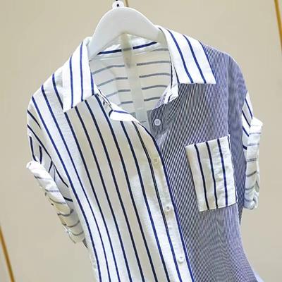 Blau gestreiftes Damenhemd Kurzarm Sommer Neu Lockeres Oberteil Splicing Schickes Hemd