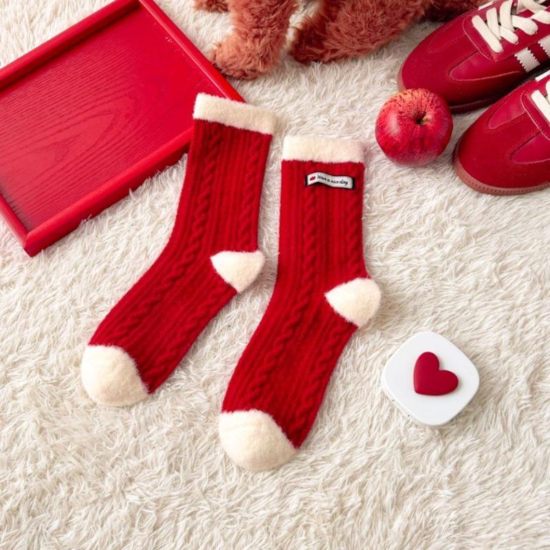 Australian Wool Socks - Women's Winter Thickened and Warm Padded Red Christmas Stockings with Embroidered Puppies for Sleeping