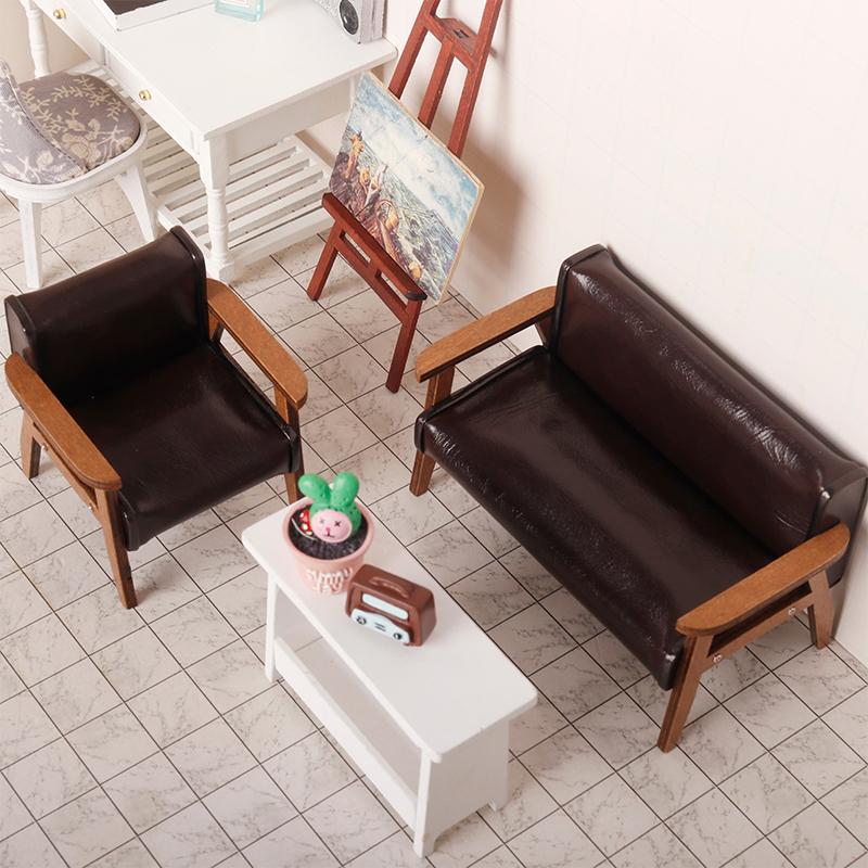 1:12 Миниатюрный диван для кукольного домика — фото 13