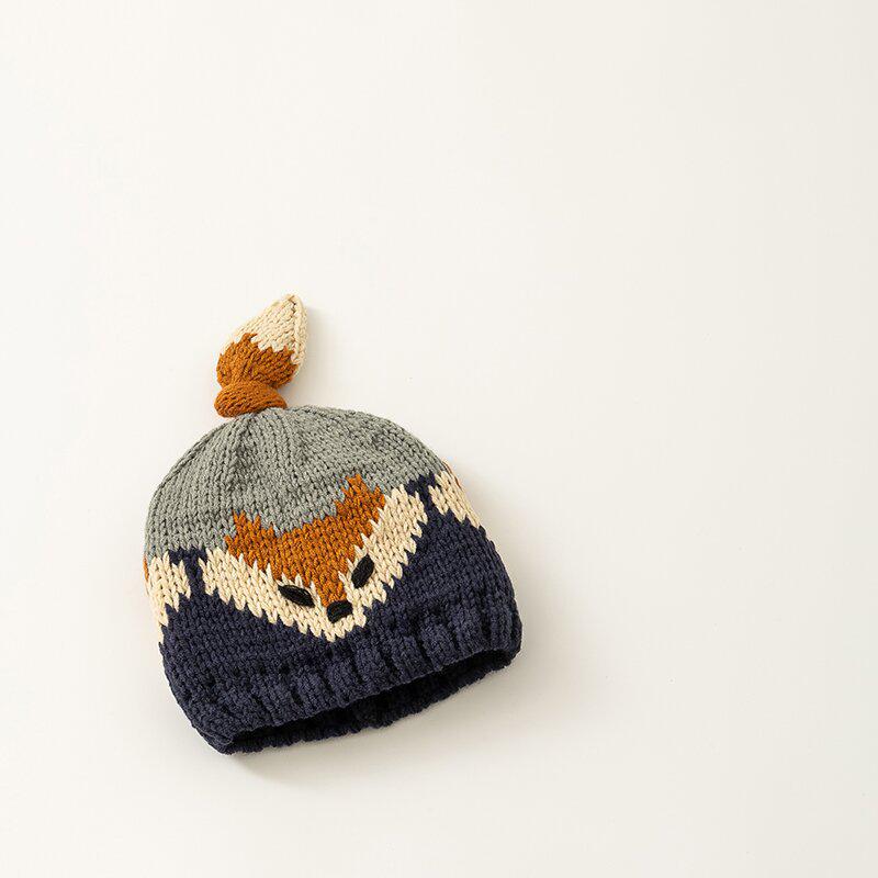 Korean-Style Hand-Knitted Wool Hat for Newborns – Warm, Windproof, and Ear-Protective for Boys and Girls.