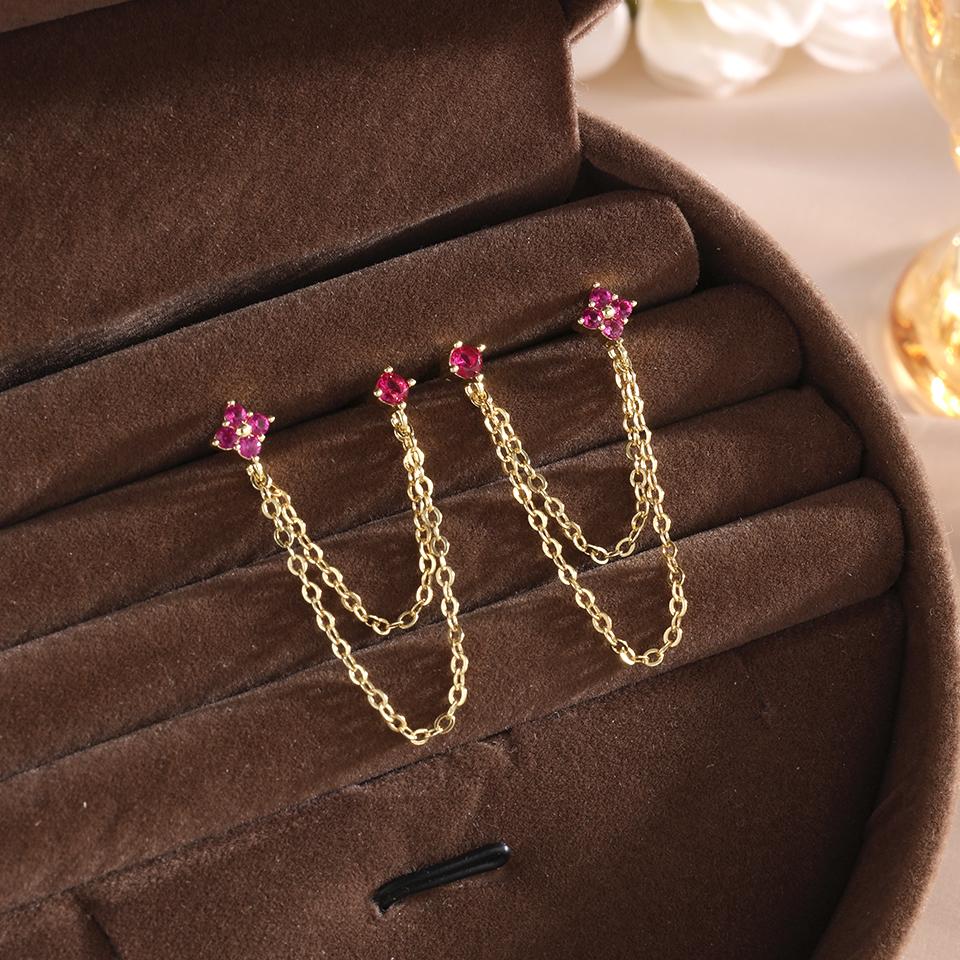 

ZAKOL 1 Pair Colored Zircon Four-leaf Flower Stud Earrings Ear Piercing Chain Helix Tragus Cartilage Ear Accessories for Women червоний