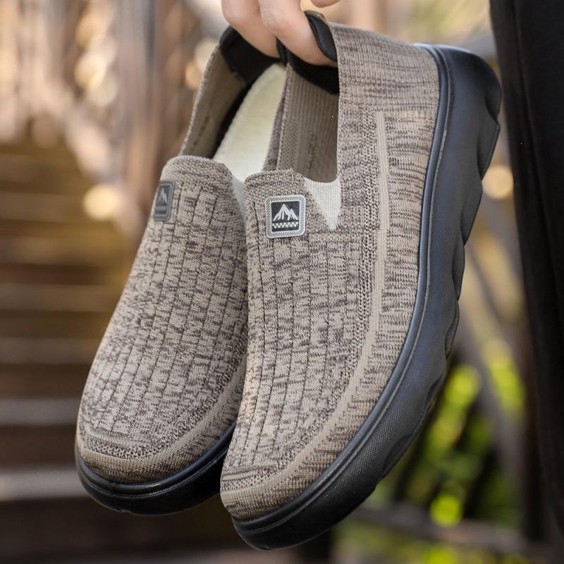 Men s Breathable Mesh Slip-on Casual Shoes - Old Beijing Style 39