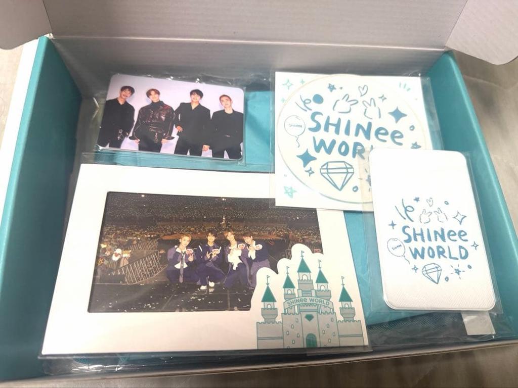 [USED] SHINee WORLD Korea FC Welcome Kit