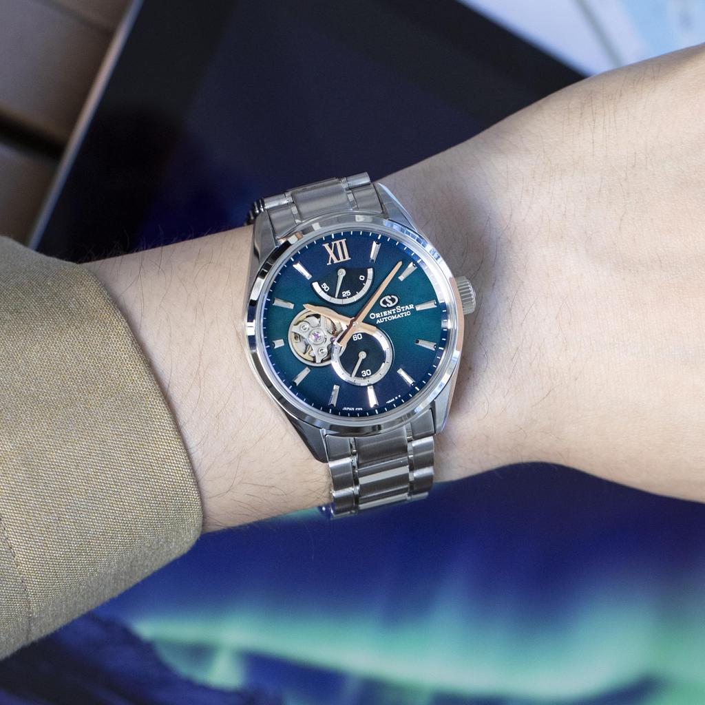 Orient Pánské automatické hodinky STAR M34 F7, Mechanické s částečně odkrytým strojkem, Vyrobeno v Japonsku, s 2letou zárukou, Modrozelené.