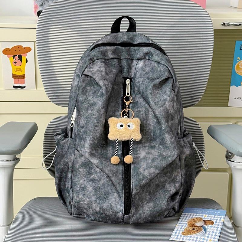 Schoolbag new backpack women's travel lightweight schoolbag girls college students design sense niche ins lightweight spring outing backpack