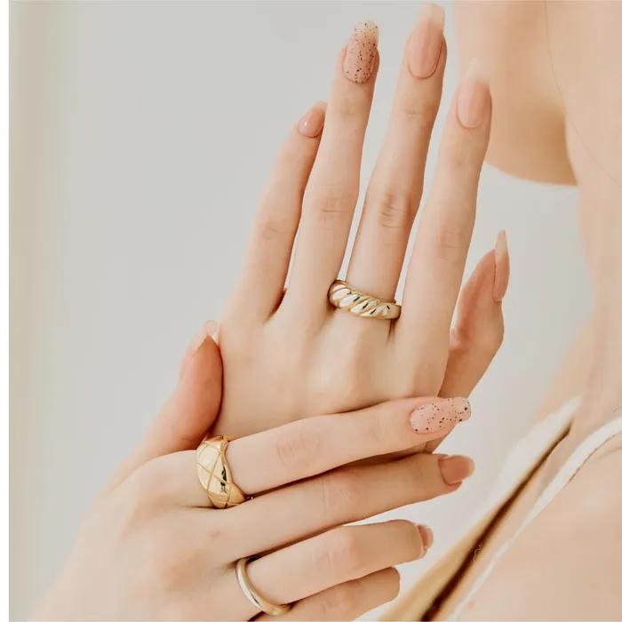 Pure Beige Gel Nail