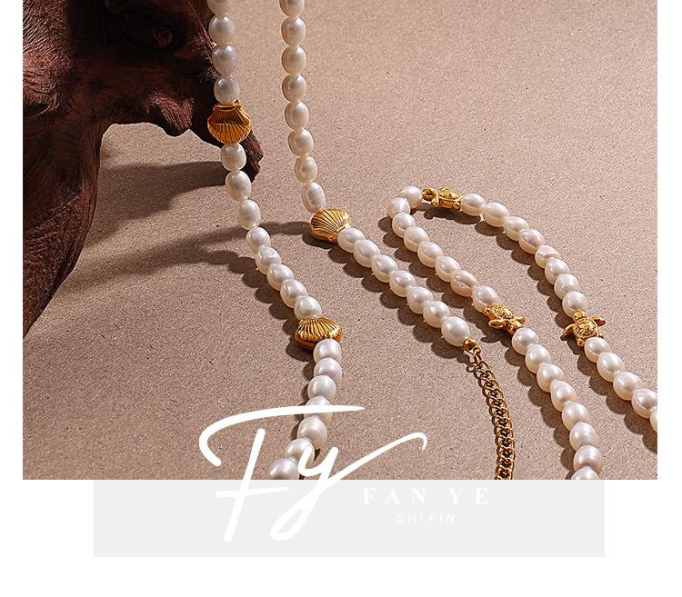 High-End Freshwater Pearl Necklace with Ocean-Inspired Seahorse and Turtle Design In Women's Titanium Steel