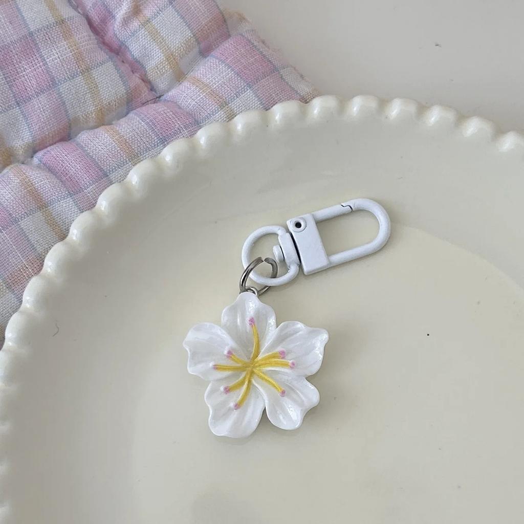 Romantic Sakura Blossom Keychain Girls Sweet Flower Pendant Key Ring Friend Gifts Key Chains Simple Backpack Bag Accessories