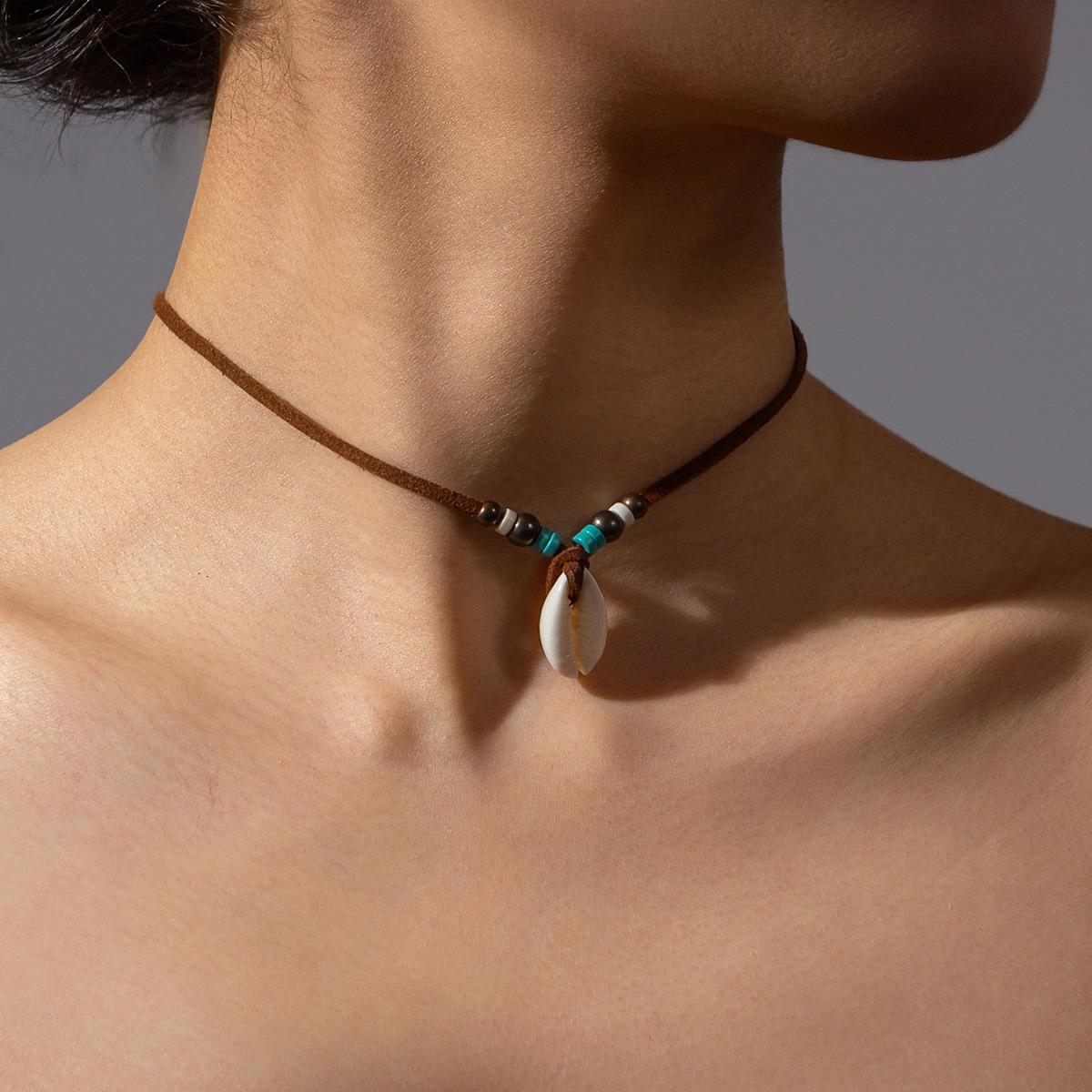 

Simulation Shell Pendant Clavicle Necklaces For Women Waterproof Brown Rope Chain Short Collar Minimalist Female Party Jewelry