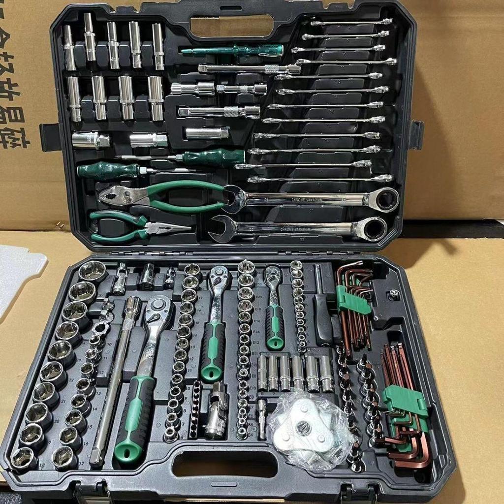 121-Piece Car Maintenance Repair Tool Set with Socket and Wrench Combination
