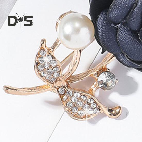Faux Pearl Fabric Rose Brooch Artificial Flower Brooch Pin for Women Rhinestone Lapel Pin Clothing Accessories for Coat Hat Bag