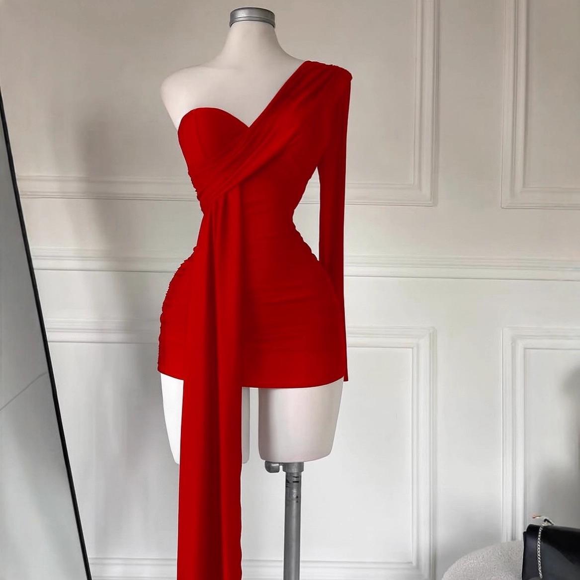 2025 Summer One-Shoulder Lace-up Slimming Socialite Short Skirt XL