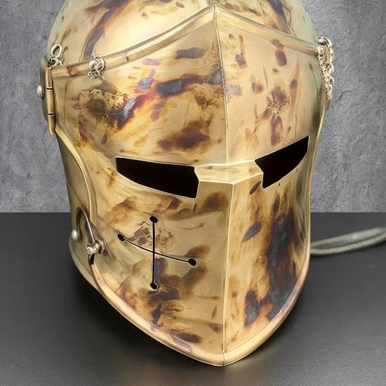 Mittelalterlicher Barbuta Helm 18 Gauge Stahl Ritterrüstung Visierter Commando Helm für Cosplay, LARP Sammlergeschenk