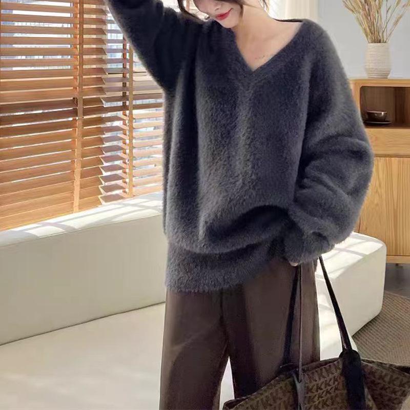 Women's High-End Korean Style V-Neck Pullover: Autumn/Winter Mink Velvet Knit Sweater