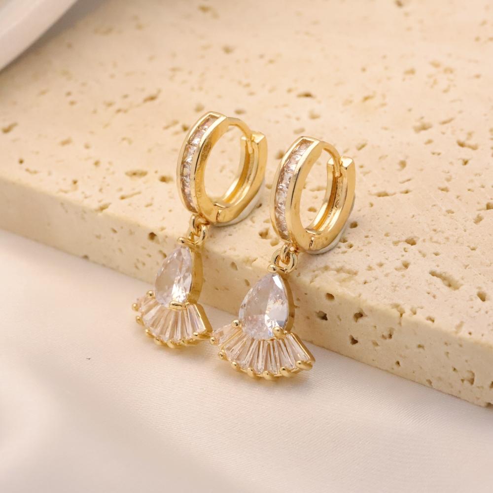 1 Paar Einfache Geometrische Formen Zirkonia Hängeohrringe für Frauen Goldene Ohrring-Schmuck Hochzeitsparty-Accessoires