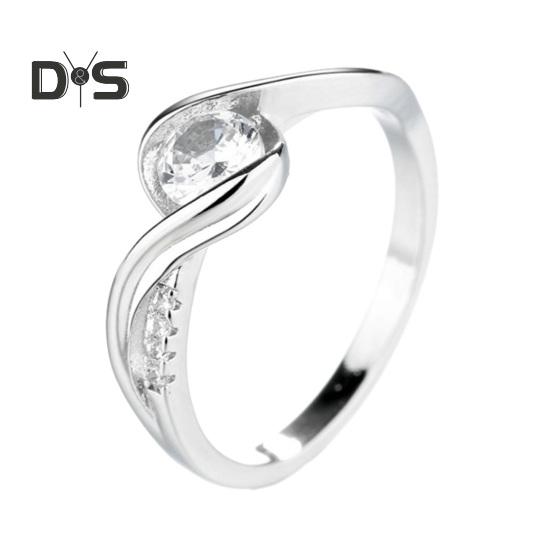 

Глянцевое стекируемое кольцо с геометрическими искусственными драгоценными камнями, инкрустированное женское кольцо на палец, скрученное кольцо с обещанием, ювелирные аксессуары белый