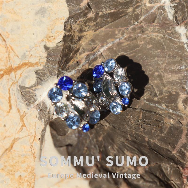 

Vintage Vintage Jewelry JBK Flower Dense Diamond Dinner Party Gold Plated Blue Austrian Crystal Necklace Bracelet Stud Earrings