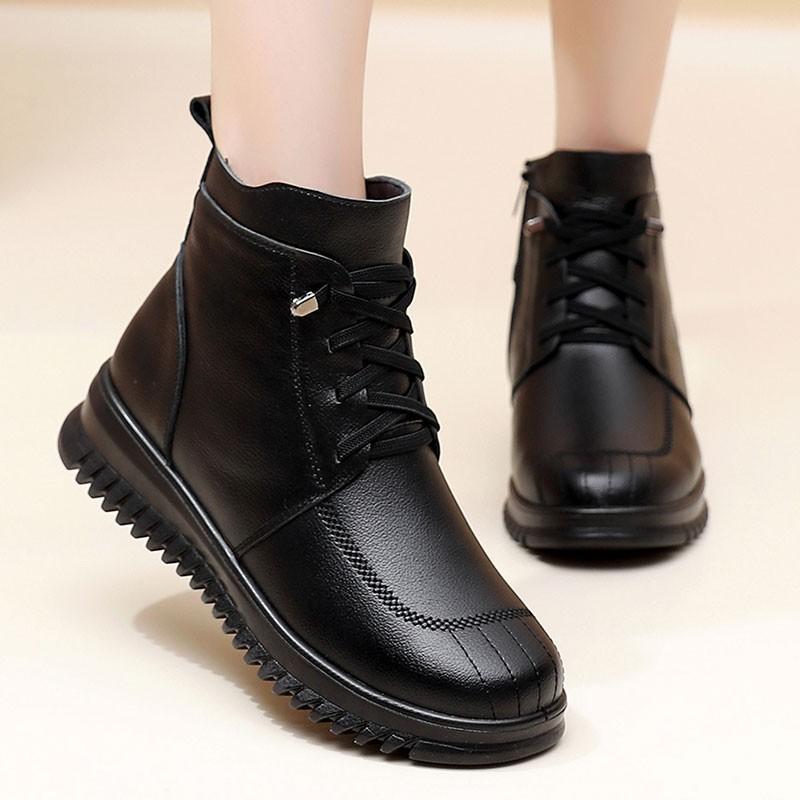 

Мягкие кожаные хлопковые туфли женские зимние плюшевые короткие ботинки термообувь на плоской подошве нескользящие сноубутсы 38