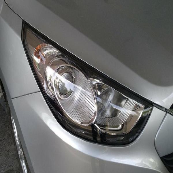 Compatible with 09-12 Hyundai IX35 Headlights: Old Model Headlight Assembly.