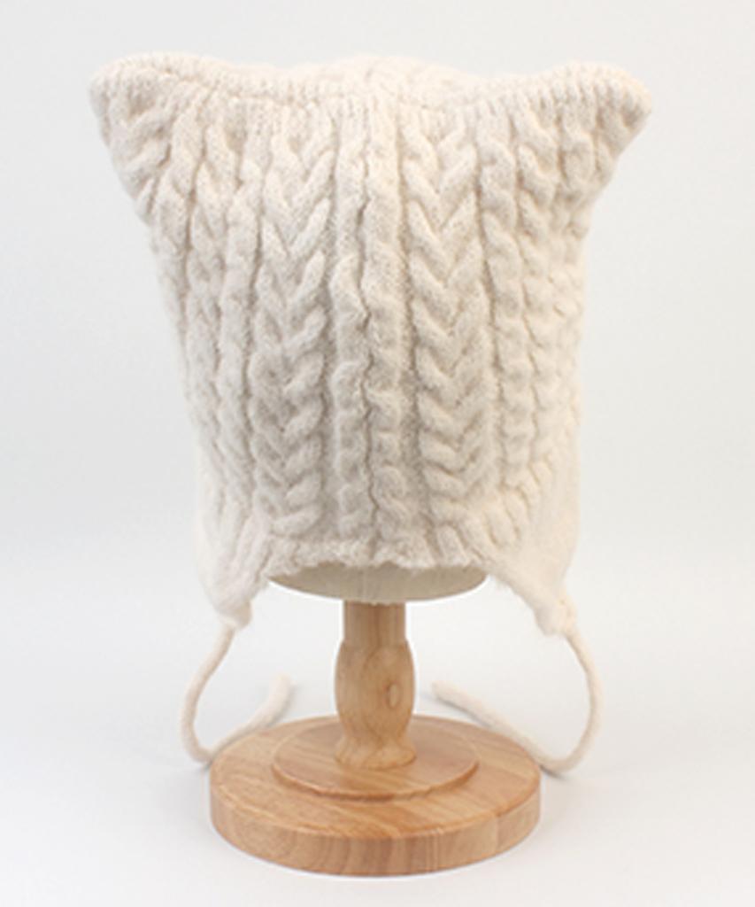 Yunibeosyeolkemiseuteuli Wool Twist Cat Ivory Earflap Hat Cat Hat