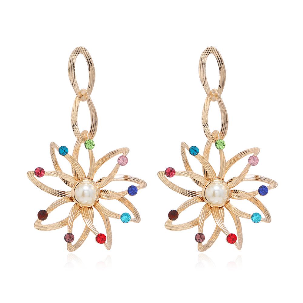 Vintage Leaf & Flower Stud Earrings with Metal Accents - European & American Style