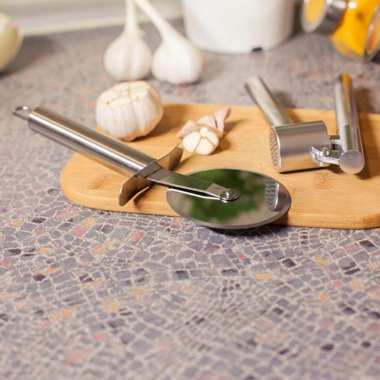 Stainless Steel Round Pizza Cutter