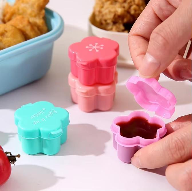 4Pcs Mini Lunch Box Accessories Portable Travel-Sized Seasoning Container Cute Pattern Tomato Honey Condiment Container For Kids