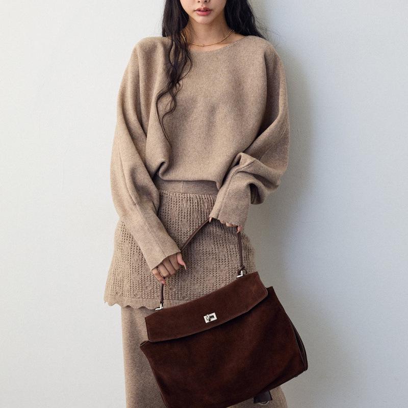 Relaxed Batwing Sleeve Top & Crochet Long Pants Knit Set